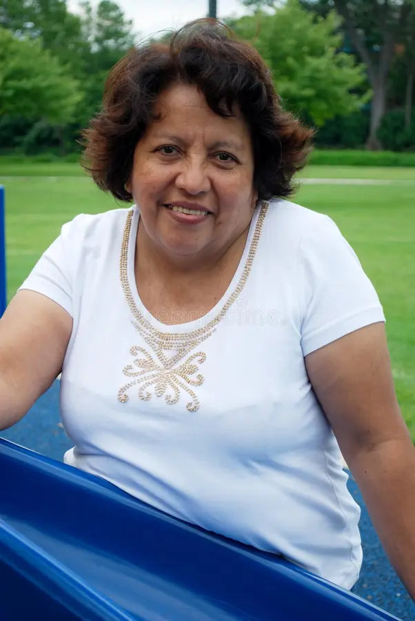 files/hispanic-woman-her-fifties-15148870.webp